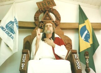 Entrevista de INRI CRISTO ao Mundo Intóxica