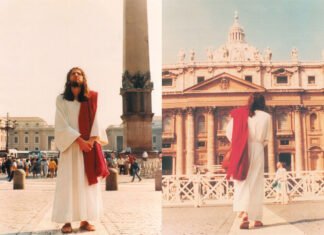 A milenar indumentária de INRI CRISTO