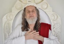 Entrevista de INRI CRISTO ao jornal Mundo Universitário